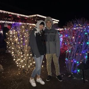 Meet your Posher, Mia